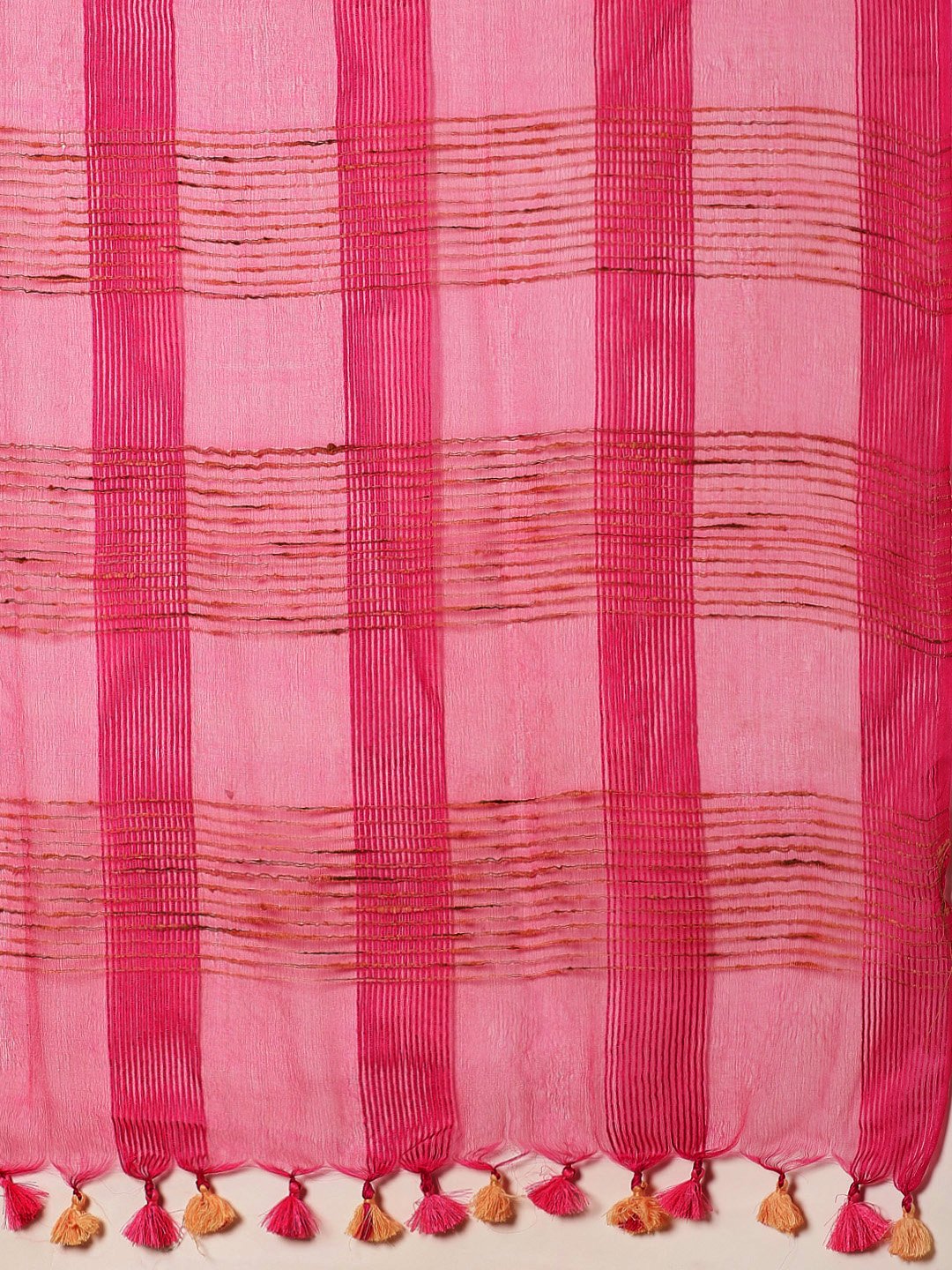 Pink Beige Self-Checked Handwoven Saree-Saree-Kalakari India-ALBGSA0012-Hand Crafted Sustainable Fabrics, Kota Silk, Linen, Sarees, Traditional Weave-[Linen,Ethnic,wear,Fashionista,Handloom,Handicraft,Indigo,blockprint,block,print,Cotton,Chanderi,Blue, latest,classy,party,bollywood,trendy,summer,style,traditional,formal,elegant,unique,style,hand,block,print, dabu,booti,gift,present,glamorous,affordable,collectible,Sari,Saree,printed, holi, Diwali, birthday, anniversary, sustainable, organic, sca