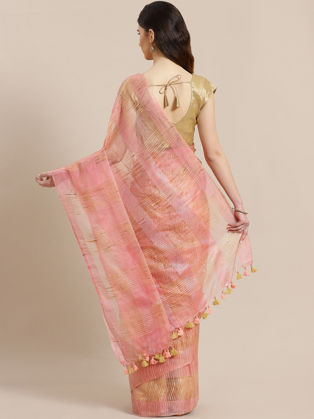 Pink Beige Self-Checked Handwoven Saree-Saree-Kalakari India-ALBGSA0023-Hand Crafted Sustainable Fabrics, Kota Silk, Linen, Sarees, Traditional Weave-[Linen,Ethnic,wear,Fashionista,Handloom,Handicraft,Indigo,blockprint,block,print,Cotton,Chanderi,Blue, latest,classy,party,bollywood,trendy,summer,style,traditional,formal,elegant,unique,style,hand,block,print, dabu,booti,gift,present,glamorous,affordable,collectible,Sari,Saree,printed, holi, Diwali, birthday, anniversary, sustainable, organic, sca