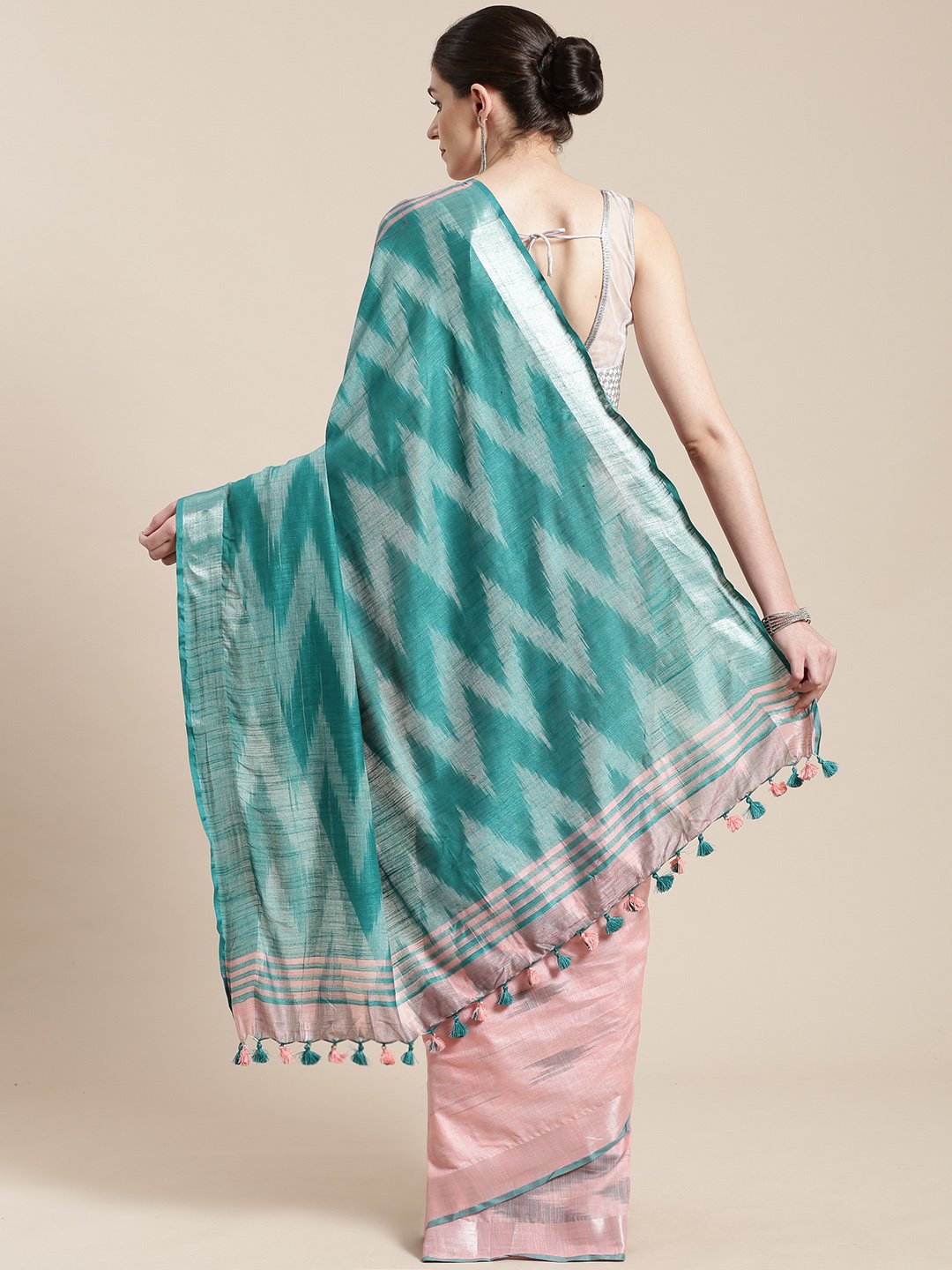 Linen Handwoven Saree and Blouse-Saree-Kalakari India-ALBGSA0037-Hand Woven, Linen, Sarees, Sustainable Fabrics, Traditional Weave-[Linen,Ethnic,wear,Fashionista,Handloom,Handicraft,Indigo,blockprint,block,print,Cotton,Chanderi,Blue, latest,classy,party,bollywood,trendy,summer,style,traditional,formal,elegant,unique,style,hand,block,print, dabu,booti,gift,present,glamorous,affordable,collectible,Sari,Saree,printed, holi, Diwali, birthday, anniversary, sustainable, organic, scarf, online, low pri