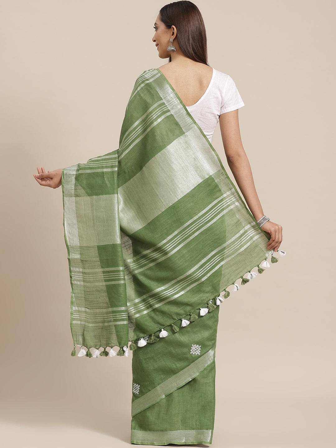 Green and White, Kalakari India Linen Woven Saree and Blouse ALBGSA0055-Saree-Kalakari India-ALBGSA0055-Cotton, Geographical Indication, Hand Crafted, Heritage Prints, Linen, Natural Dyes, Red, Sarees, Shibori, Sustainable Fabrics, Woven, Yellow-[Linen,Ethnic,wear,Fashionista,Handloom,Handicraft,Indigo,blockprint,block,print,Cotton,Chanderi,Blue, latest,classy,party,bollywood,trendy,summer,style,traditional,formal,elegant,unique,style,hand,block,print, dabu,booti,gift,present,glamorous,affordabl