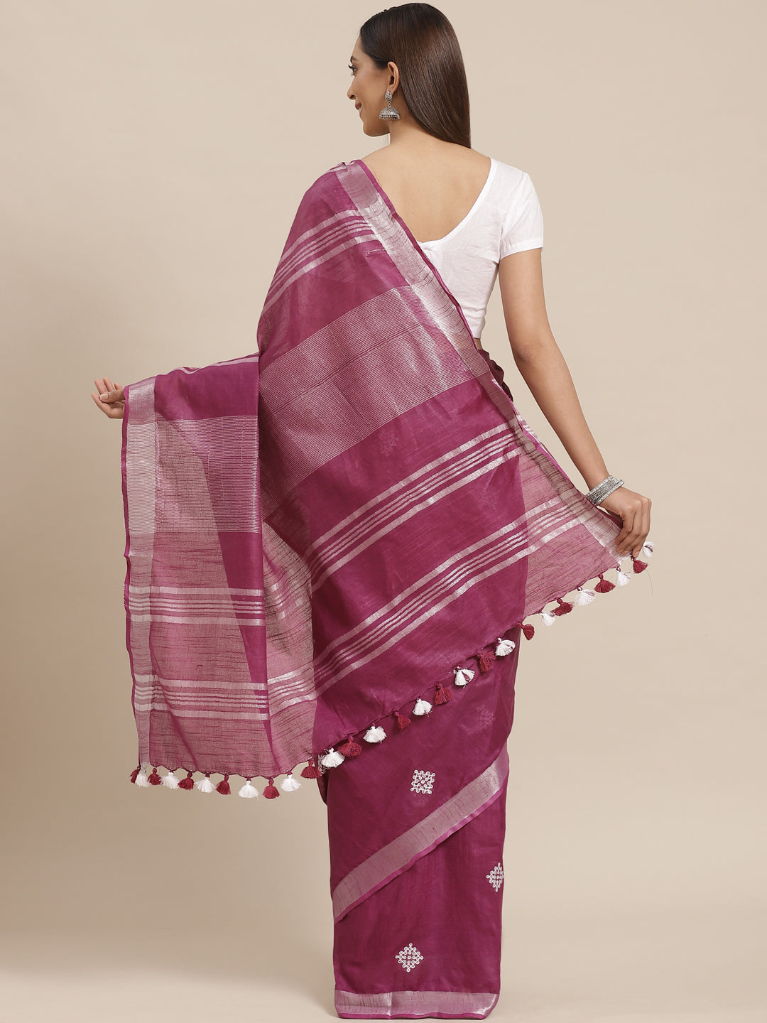 Purple and White, Kalakari India Linen Woven Saree and Blouse ALBGSA0057-Saree-Kalakari India-ALBGSA0057-Cotton, Geographical Indication, Hand Crafted, Heritage Prints, Linen, Natural Dyes, Red, Sarees, Shibori, Sustainable Fabrics, Woven, Yellow-[Linen,Ethnic,wear,Fashionista,Handloom,Handicraft,Indigo,blockprint,block,print,Cotton,Chanderi,Blue, latest,classy,party,bollywood,trendy,summer,style,traditional,formal,elegant,unique,style,hand,block,print, dabu,booti,gift,present,glamorous,affordab