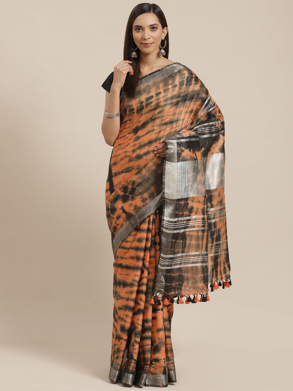 Orange and White, Kalakari India Linen Shibori Woven Saree and Blouse ALBGSA0058-Saree-Kalakari India-ALBGSA0058-Cotton, Geographical Indication, Hand Crafted, Heritage Prints, Linen, Natural Dyes, Red, Sarees, Shibori, Sustainable Fabrics, Woven, Yellow-[Linen,Ethnic,wear,Fashionista,Handloom,Handicraft,Indigo,blockprint,block,print,Cotton,Chanderi,Blue, latest,classy,party,bollywood,trendy,summer,style,traditional,formal,elegant,unique,style,hand,block,print, dabu,booti,gift,present,glamorous,