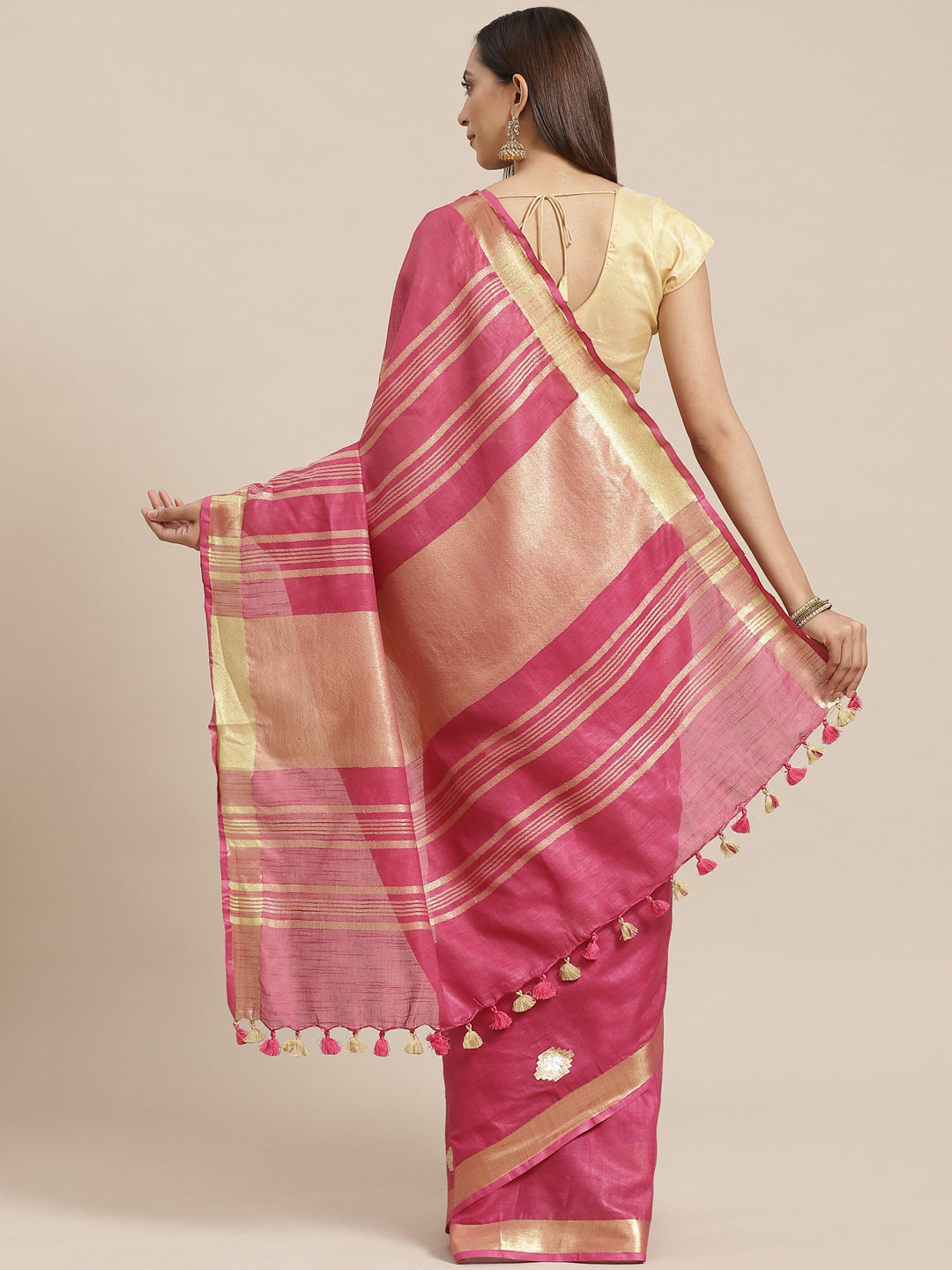 Magenta and Rose Gold, Kalakari India Linen Handwoven Saree and Blouse ALBGSA0083-Saree-Kalakari India-ALBGSA0083-Cotton, Geographical Indication, Hand Crafted, Heritage Prints, Linen, Natural Dyes, Red, Sarees, Shibori, Sustainable Fabrics, Woven, Yellow-[Linen,Ethnic,wear,Fashionista,Handloom,Handicraft,Indigo,blockprint,block,print,Cotton,Chanderi,Blue, latest,classy,party,bollywood,trendy,summer,style,traditional,formal,elegant,unique,style,hand,block,print, dabu,booti,gift,present,glamorous