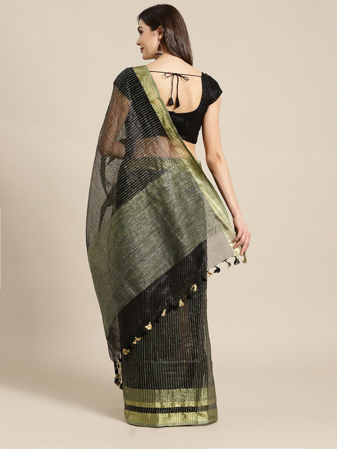 Black and Green, Kalakari India Bhagalpuri Jute Silk Woven Design Saree with Blouse ALBGSA0103-Saree-Kalakari India-ALBGSA0103-Bhagalpuri, Geographical Indication, Hand Crafted, Heritage Prints, Jute, Natural Dyes, Red, Sarees, Silk Blend, Sustainable Fabrics, Woven, Yellow-[Linen,Ethnic,wear,Fashionista,Handloom,Handicraft,Indigo,blockprint,block,print,Cotton,Chanderi,Blue, latest,classy,party,bollywood,trendy,summer,style,traditional,formal,elegant,unique,style,hand,block,print, dabu,booti,gif