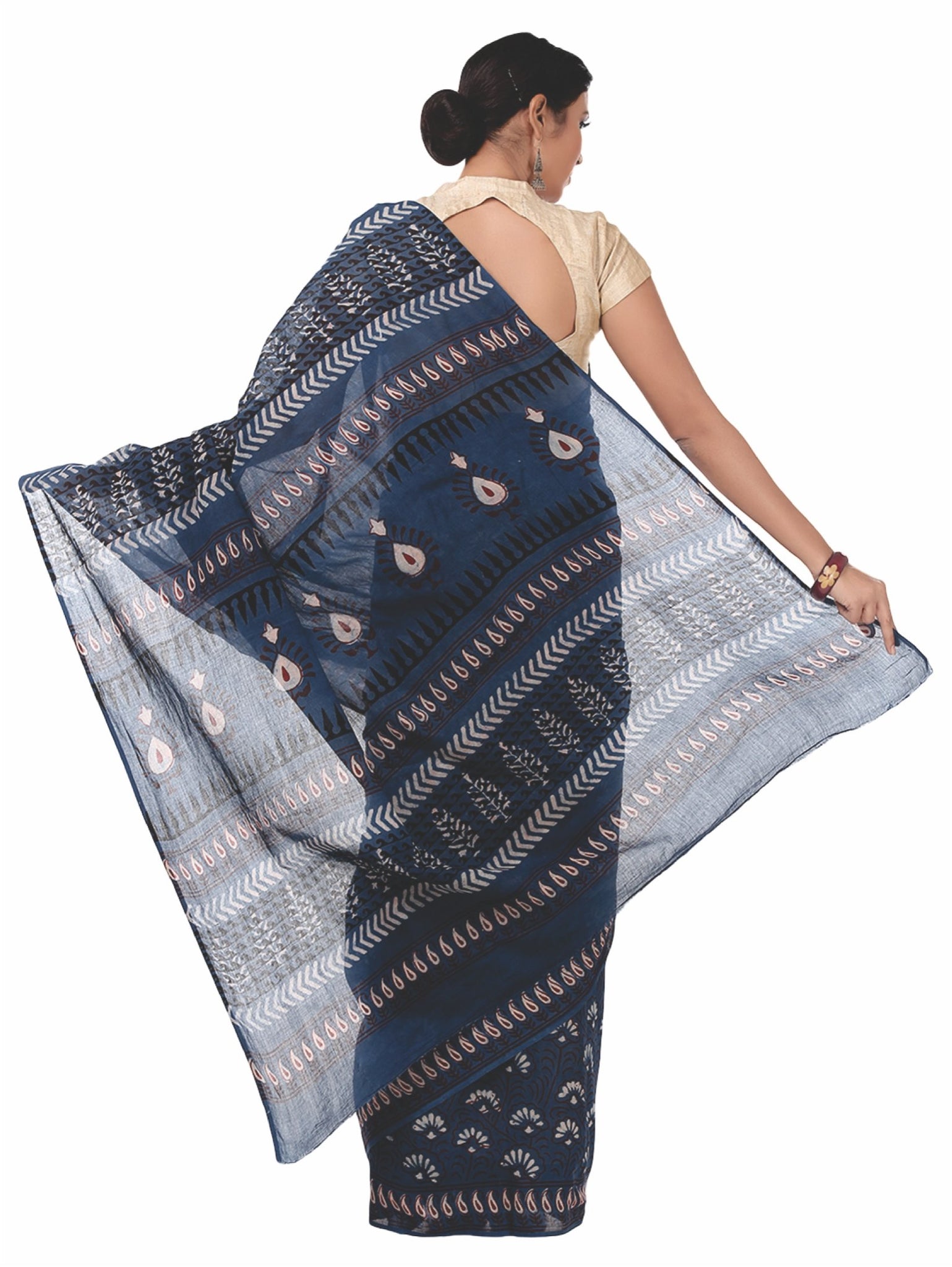 Indigo Tarapur Hand Block Print Handcrafted Cotton Saree-Saree-Kalakari India-BAPASA0026-Cotton, Geographical Indication, Hand Blocks, Hand Crafted, Heritage Prints, Indigo, Natural Dyes, Sarees, Sustainable Fabrics, Tarapur-[Linen,Ethnic,wear,Fashionista,Handloom,Handicraft,Indigo,blockprint,block,print,Cotton,Chanderi,Blue, latest,classy,party,bollywood,trendy,summer,style,traditional,formal,elegant,unique,style,hand,block,print, dabu,booti,gift,present,glamorous,affordable,collectible,Sari,Sa