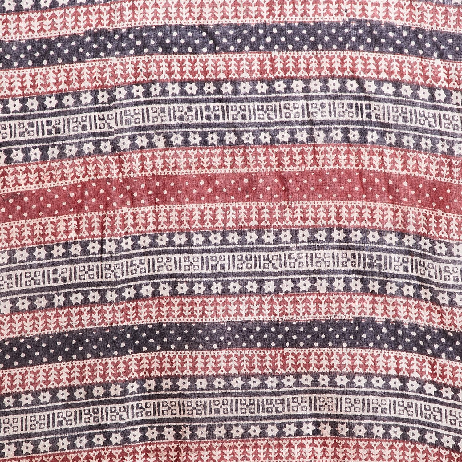 Red & White Tarapur Hand Block Print Handcrafted Cotton Saree-Saree-Kalakari India-BAPASA0070-Cotton, Geographical Indication, Hand Blocks, Hand Crafted, Heritage Prints, Natural Dyes, Sarees, Sustainable Fabrics, Tarapur-[Linen,Ethnic,wear,Fashionista,Handloom,Handicraft,Indigo,blockprint,block,print,Cotton,Chanderi,Blue, latest,classy,party,bollywood,trendy,summer,style,traditional,formal,elegant,unique,style,hand,block,print, dabu,booti,gift,present,glamorous,affordable,collectible,Sari,Saree