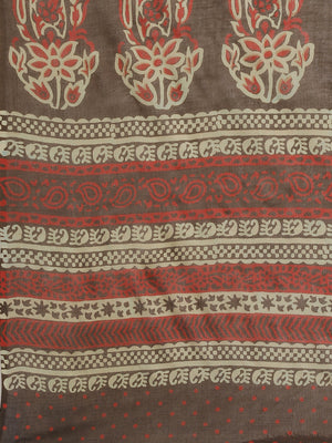 Grey and White, Kalakari India Pure Cotton Hand Block Printed Saree and Blouse BAPASA0097-Saree-Kalakari India-BAPASA0097-Block Print, Cotton, Geographical Indication, Hand Crafted, Heritage Prints, Natural Dyes, Red, Sarees, Sustainable Fabrics, Woven, Yellow-[Linen,Ethnic,wear,Fashionista,Handloom,Handicraft,Indigo,blockprint,block,print,Cotton,Chanderi,Blue, latest,classy,party,bollywood,trendy,summer,style,traditional,formal,elegant,unique,style,hand,block,print, dabu,booti,gift,present,glam