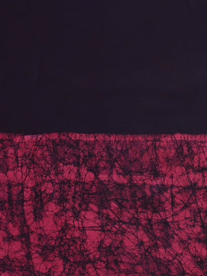 Navy Blue & Pink Tie & Dyed Handcrafted Batik Cotton Saree-Saree-Kalakari India-BHKPSA0057-Batik, Cotton, Geographical Indication, Hand Blocks, Hand Crafted, Heritage Prints, Sarees, Sustainable Fabrics-[Linen,Ethnic,wear,Fashionista,Handloom,Handicraft,Indigo,blockprint,block,print,Cotton,Chanderi,Blue, latest,classy,party,bollywood,trendy,summer,style,traditional,formal,elegant,unique,style,hand,block,print, dabu,booti,gift,present,glamorous,affordable,collectible,Sari,Saree,printed, holi, Diw