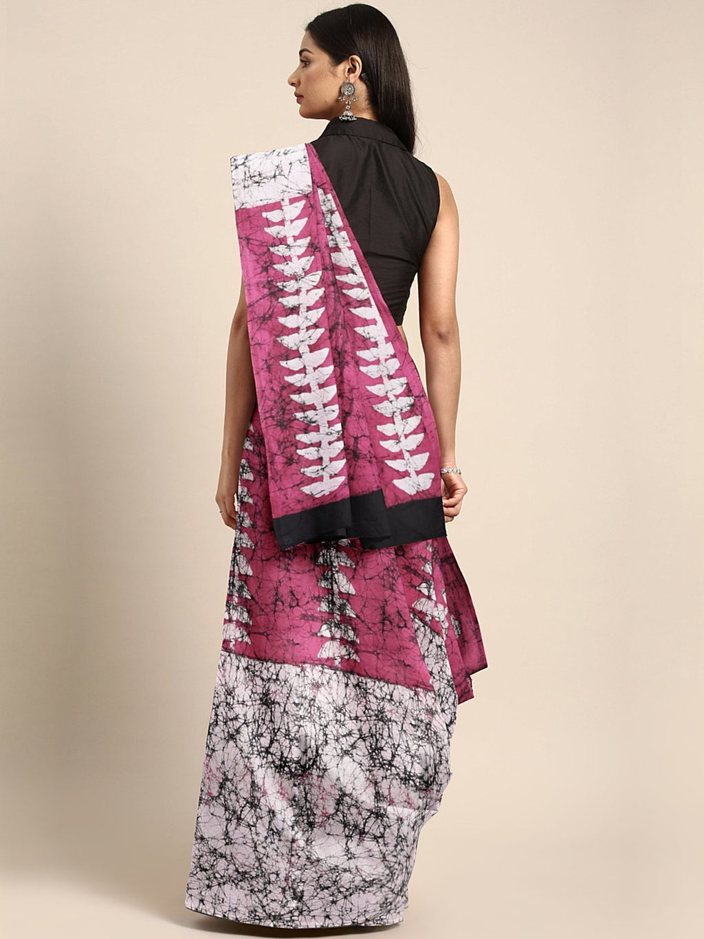 White & Pink Mud Resist Handblock Print Batik Handcrafted Cotton Saree-Saree-Kalakari India-BHKPSA0064-Batik, Cotton, Geographical Indication, Hand Blocks, Hand Crafted, Heritage Prints, Sarees, Sustainable Fabrics-[Linen,Ethnic,wear,Fashionista,Handloom,Handicraft,Indigo,blockprint,block,print,Cotton,Chanderi,Blue, latest,classy,party,bollywood,trendy,summer,style,traditional,formal,elegant,unique,style,hand,block,print, dabu,booti,gift,present,glamorous,affordable,collectible,Sari,Saree,printe