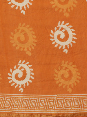 Rust Orange & Off-White Handblock Print Bagru Saree-Saree-Kalakari India-BHKPSA0107-Cotton, Geographical Indication, Hand Blocks, Hand Crafted, Heritage Prints, Sanganeri, Sarees, Sustainable Fabrics-[Linen,Ethnic,wear,Fashionista,Handloom,Handicraft,Indigo,blockprint,block,print,Cotton,Chanderi,Blue, latest,classy,party,bollywood,trendy,summer,style,traditional,formal,elegant,unique,style,hand,block,print, dabu,booti,gift,present,glamorous,affordable,collectible,Sari,Saree,printed, holi, Diwali