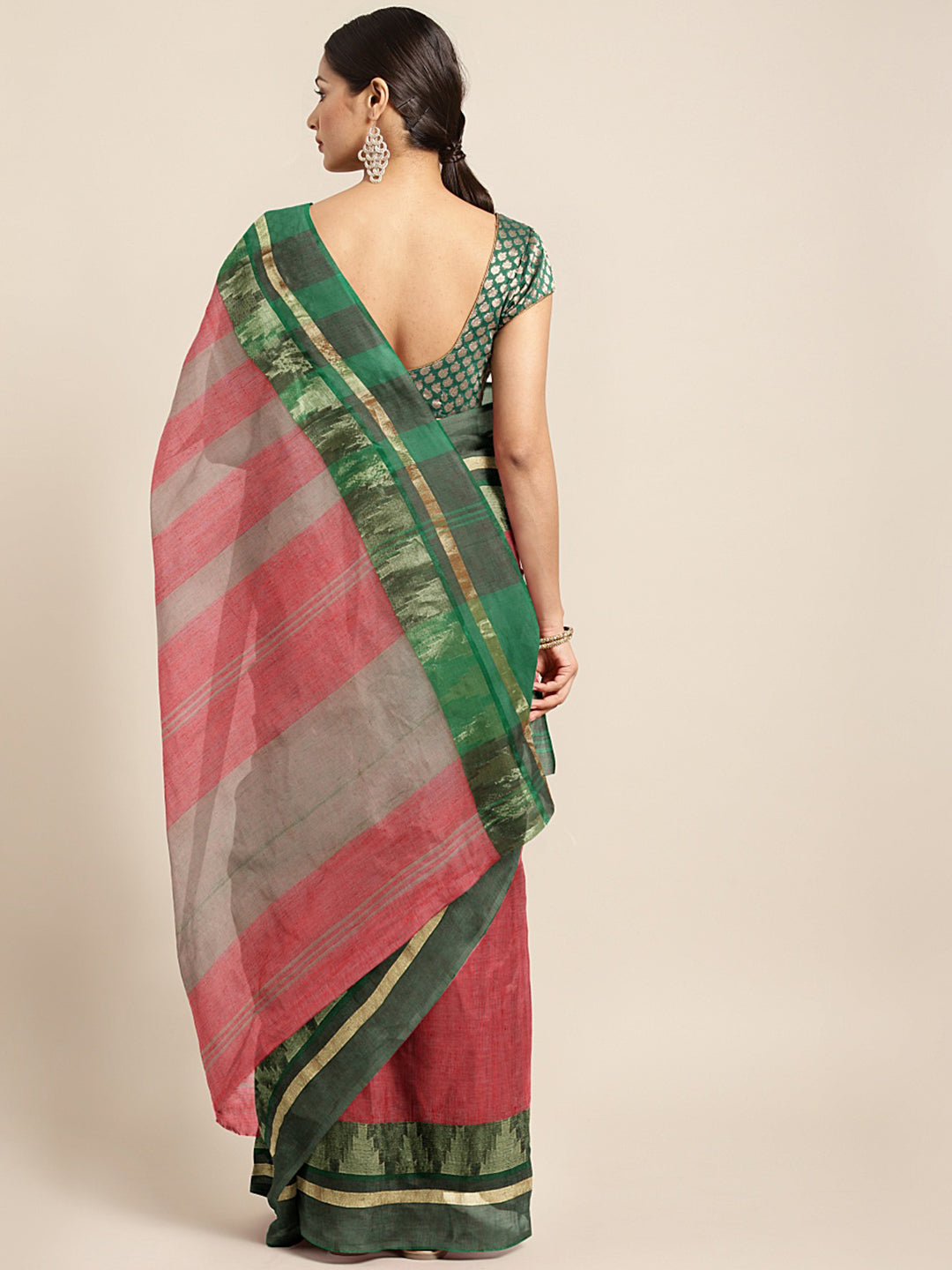 Red Tant Woven Design Saree Without Blouse Piece DUTASA040 DUTASA040-Saree-Kalakari India-DUTASA040-Geographical Indication, Hand Crafted, Heritage Prints, Natural Dyes, Sarees, Silk Cotton, Sustainable Fabrics, Taant, Tant, West Bengal, Woven-[Linen,Ethnic,wear,Fashionista,Handloom,Handicraft,Indigo,blockprint,block,print,Cotton,Chanderi,Blue, latest,classy,party,bollywood,trendy,summer,style,traditional,formal,elegant,unique,style,hand,block,print, dabu,booti,gift,present,glamorous,affordable,