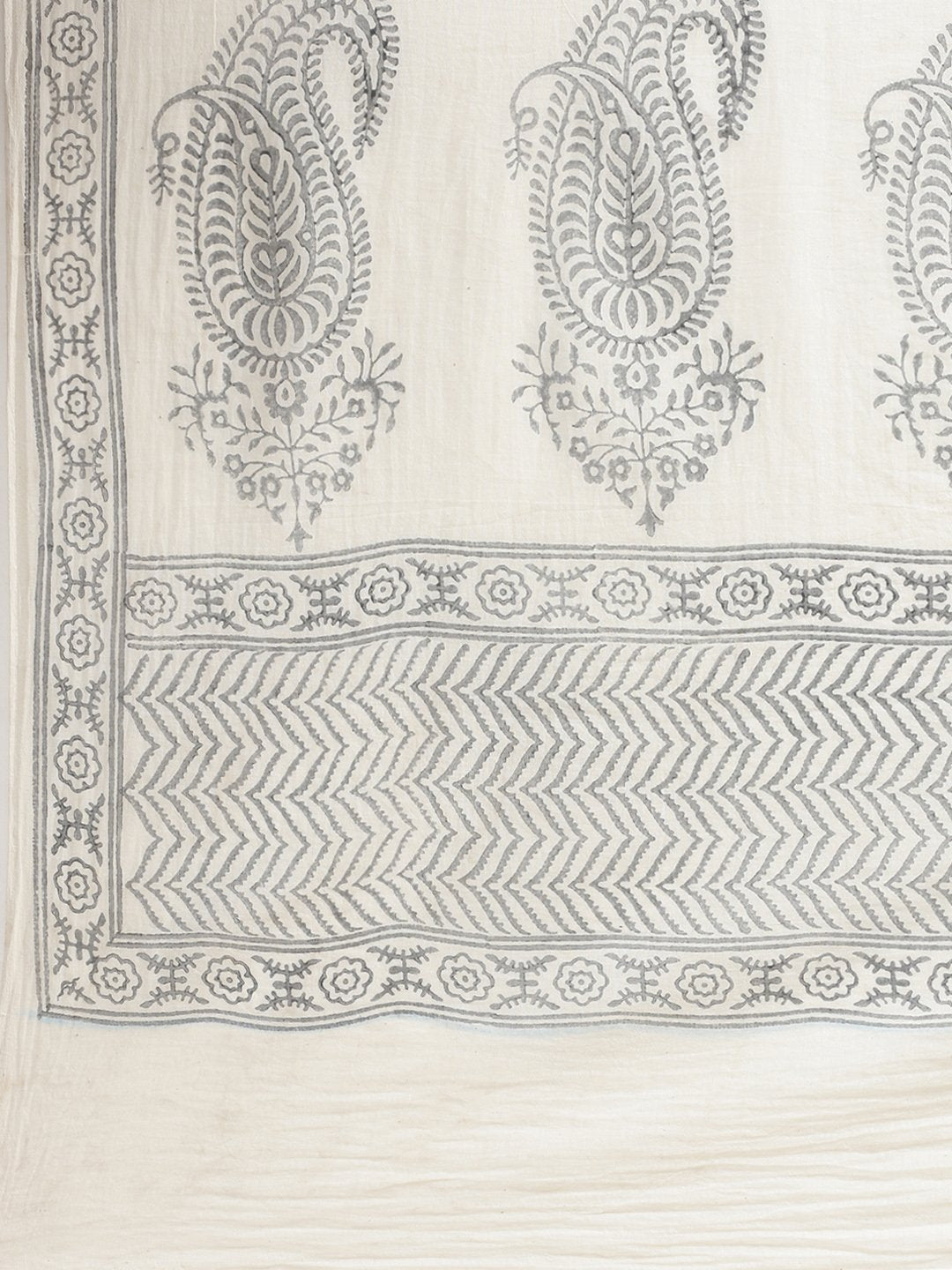 White & Grey Cotton Handblock Print Saree-Saree-Kalakari India-HUPASA0005-Cotton, Geographical Indication, Hand Blocks, Hand Crafted, Heritage Prints, Sarees, Sustainable Fabrics-[Linen,Ethnic,wear,Fashionista,Handloom,Handicraft,Indigo,blockprint,block,print,Cotton,Chanderi,Blue, latest,classy,party,bollywood,trendy,summer,style,traditional,formal,elegant,unique,style,hand,block,print, dabu,booti,gift,present,glamorous,affordable,collectible,Sari,Saree,printed, holi, Diwali, birthday, anniversa