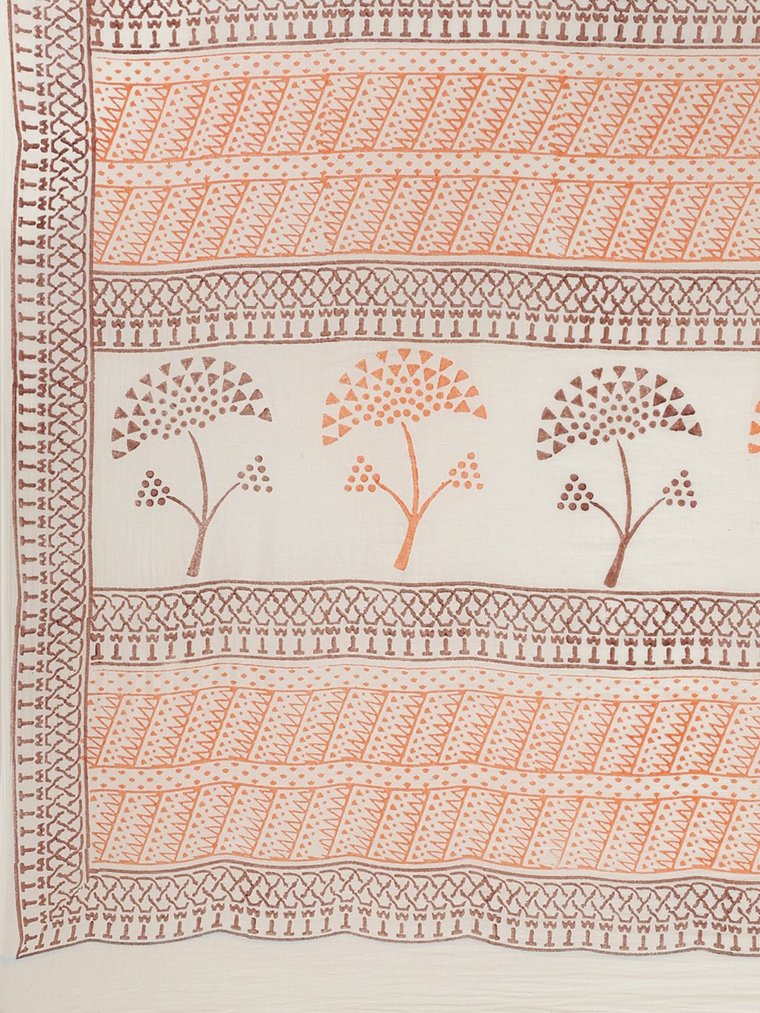 Off-White & Orange Handblock Print Saree-Saree-Kalakari India-HUPASA0007-Cotton, Geographical Indication, Hand Blocks, Hand Crafted, Heritage Prints, Sarees, Sustainable Fabrics-[Linen,Ethnic,wear,Fashionista,Handloom,Handicraft,Indigo,blockprint,block,print,Cotton,Chanderi,Blue, latest,classy,party,bollywood,trendy,summer,style,traditional,formal,elegant,unique,style,hand,block,print, dabu,booti,gift,present,glamorous,affordable,collectible,Sari,Saree,printed, holi, Diwali, birthday, anniversar