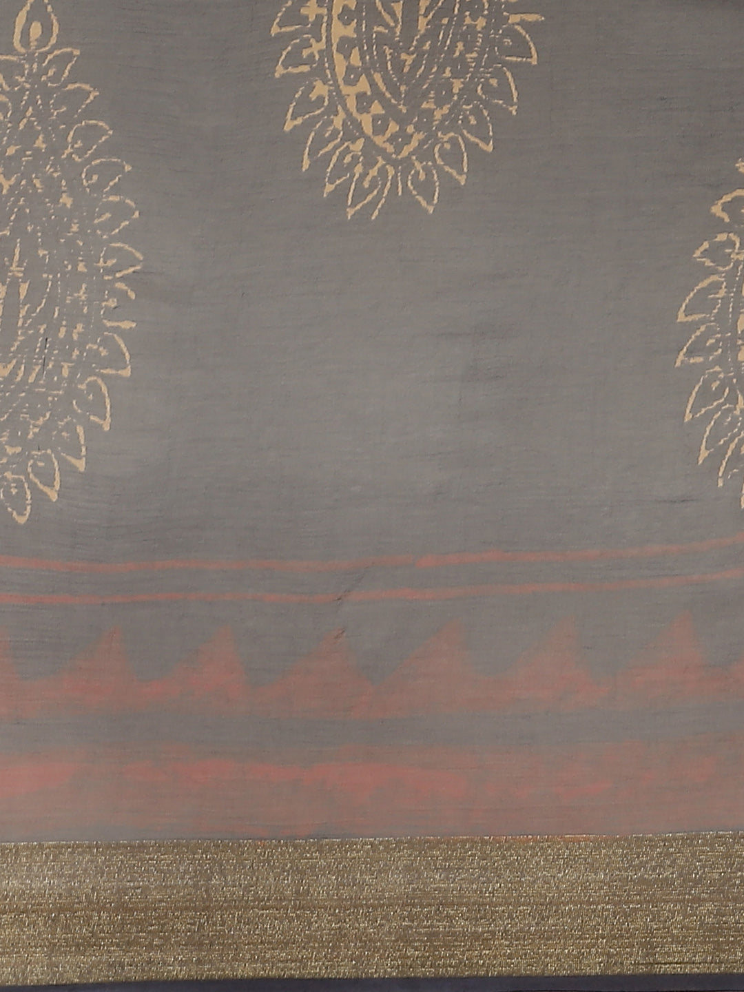 Navy Blue and Cream, Kalakari India Chiffon Handblock Printed Saree and Blouse RCBGSA0009-Saree-Kalakari India-RCBGSA0009-Chiffon, Geographical Indication, Hand Block, Hand Crafted, Heritage Prints, Natural Dyes, Red, Sarees, Sustainable Fabrics, Woven, Yellow-[Linen,Ethnic,wear,Fashionista,Handloom,Handicraft,Indigo,blockprint,block,print,Cotton,Chanderi,Blue, latest,classy,party,bollywood,trendy,summer,style,traditional,formal,elegant,unique,style,hand,block,print, dabu,booti,gift,present,glam
