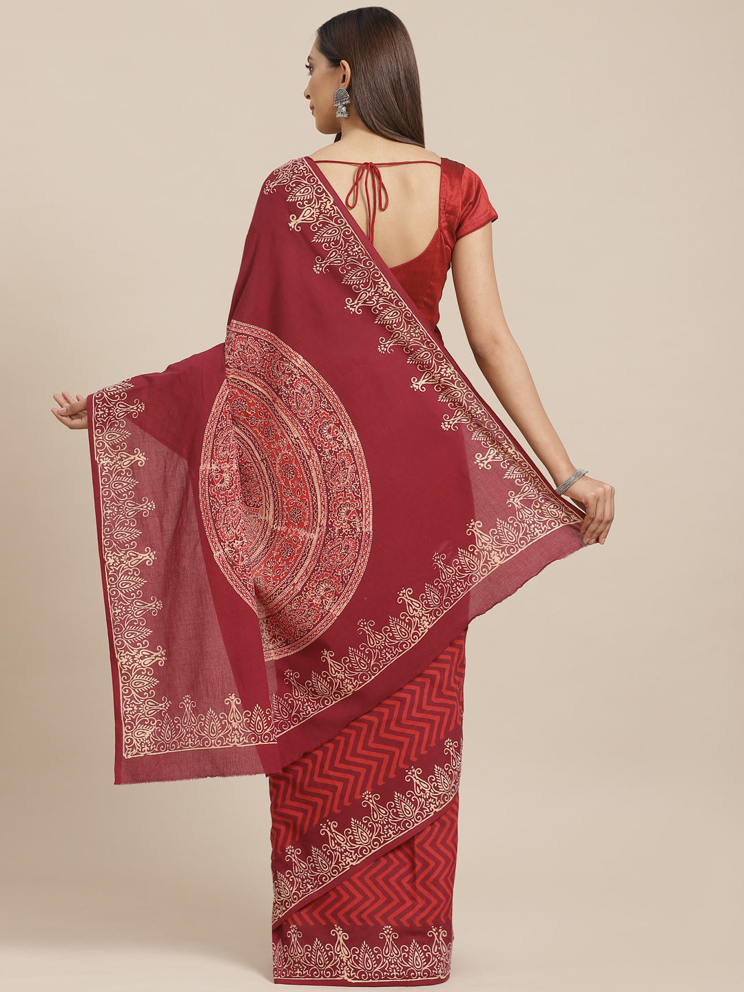 Red and Maroon, Kalakari India Pure Cotton Handblock Printed Saree and Blouse RCBGSA0022-Saree-Kalakari India-RCBGSA0022-Cotton, Geographical Indication, Hand Block, Hand Crafted, Heritage Prints, Natural Dyes, Red, Sarees, Sustainable Fabrics, Woven, Yellow-[Linen,Ethnic,wear,Fashionista,Handloom,Handicraft,Indigo,blockprint,block,print,Cotton,Chanderi,Blue, latest,classy,party,bollywood,trendy,summer,style,traditional,formal,elegant,unique,style,hand,block,print, dabu,booti,gift,present,glamor