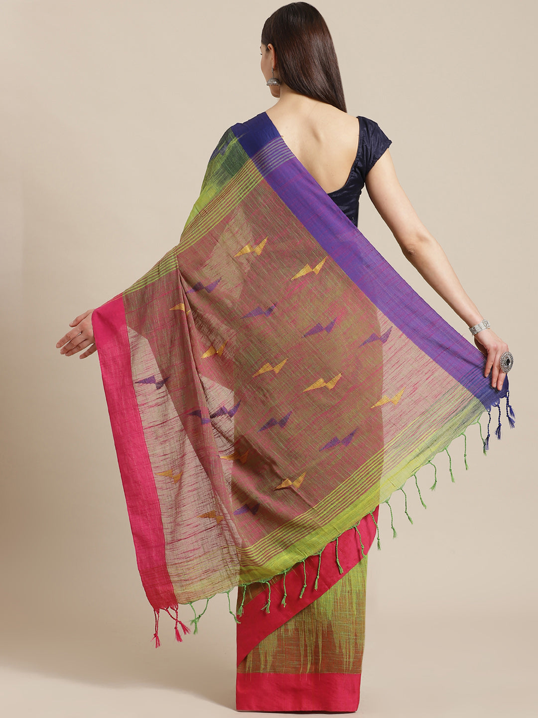 Green and Pink, Kalakari India Cotton Green Hand crafted saree with blouse SHBESA0012-Saree-Kalakari India-SHBESA0012-Bengal, Cotton, Geographical Indication, Hand Crafted, Heritage Prints, Ikkat, Natural Dyes, Red, Sarees, Sustainable Fabrics, Woven, Yellow-[Linen,Ethnic,wear,Fashionista,Handloom,Handicraft,Indigo,blockprint,block,print,Cotton,Chanderi,Blue, latest,classy,party,bollywood,trendy,summer,style,traditional,formal,elegant,unique,style,hand,block,print, dabu,booti,gift,present,glamor