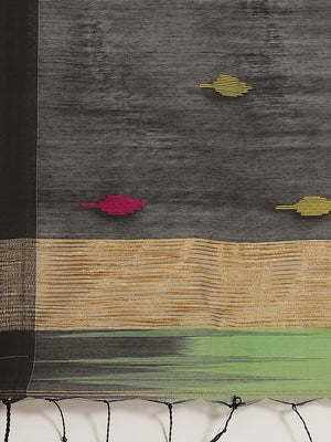 Green and Black, Kalakari India Ikat Silk Cotton Woven Design Saree with Blouse SHBESA0035-Saree-Kalakari India-SHBESA0035-Bengal, Cotton, Geographical Indication, Hand Crafted, Heritage Prints, Ikkat, Natural Dyes, Red, Sarees, Sustainable Fabrics, Woven, Yellow-[Linen,Ethnic,wear,Fashionista,Handloom,Handicraft,Indigo,blockprint,block,print,Cotton,Chanderi,Blue, latest,classy,party,bollywood,trendy,summer,style,traditional,formal,elegant,unique,style,hand,block,print, dabu,booti,gift,present,g