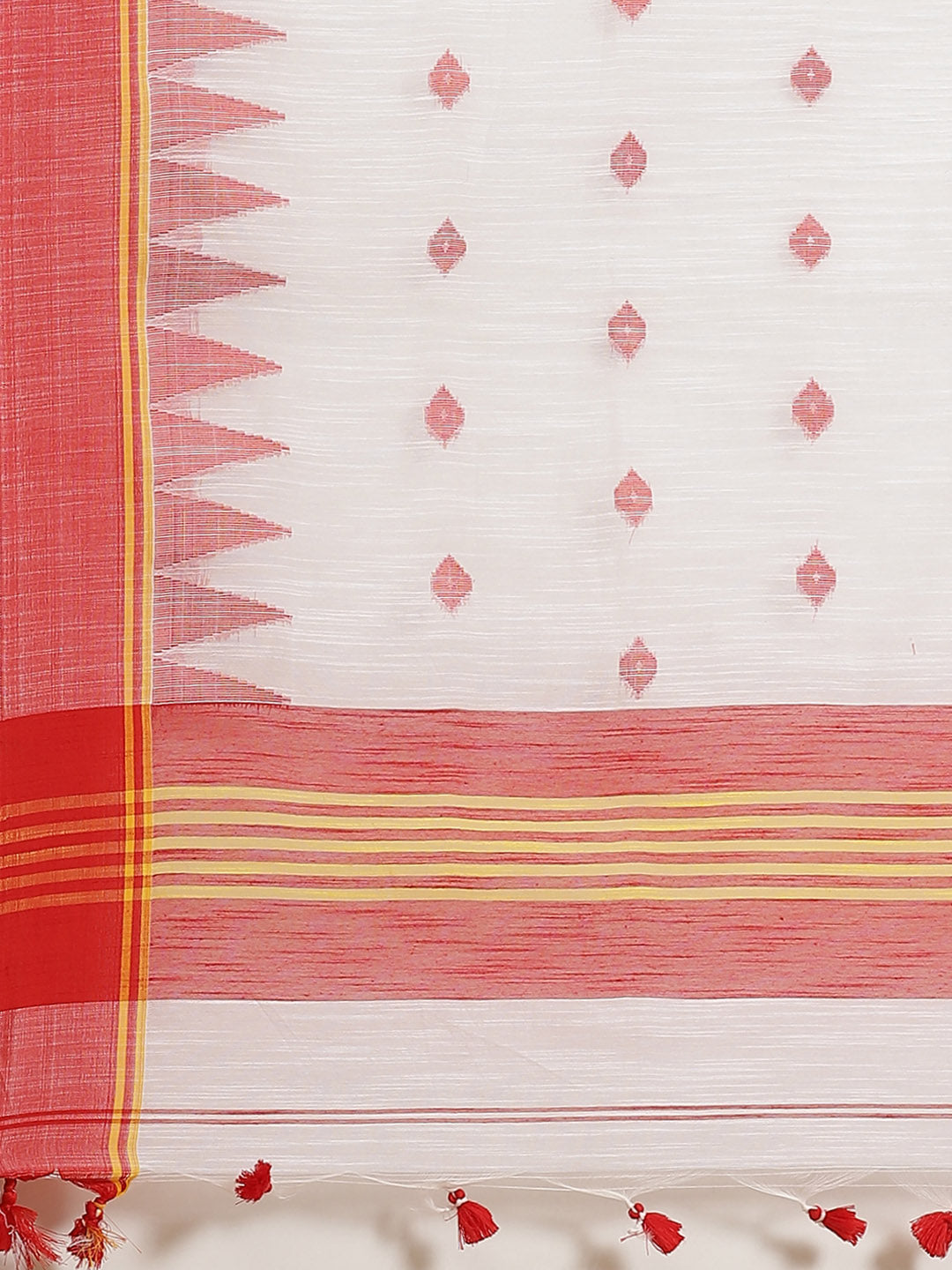 White and Red, Kalakari India Ikat Silk Cotton Woven Design Saree with Blouse SHBESA0036-Saree-Kalakari India-SHBESA0036-Bengal, Cotton, Geographical Indication, Hand Crafted, Heritage Prints, Ikkat, Natural Dyes, Red, Sarees, Sustainable Fabrics, Woven, Yellow-[Linen,Ethnic,wear,Fashionista,Handloom,Handicraft,Indigo,blockprint,block,print,Cotton,Chanderi,Blue, latest,classy,party,bollywood,trendy,summer,style,traditional,formal,elegant,unique,style,hand,block,print, dabu,booti,gift,present,gla