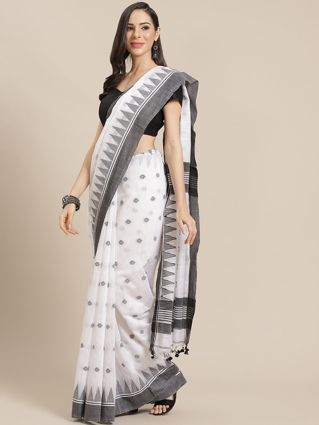 White and Grey, Kalakari India Ikat Silk Cotton Woven Design Saree with Blouse SHBESA0043-Saree-Kalakari India-SHBESA0043-Bengal, Cotton, Geographical Indication, Hand Crafted, Heritage Prints, Ikkat, Natural Dyes, Red, Sarees, Sustainable Fabrics, Woven, Yellow-[Linen,Ethnic,wear,Fashionista,Handloom,Handicraft,Indigo,blockprint,block,print,Cotton,Chanderi,Blue, latest,classy,party,bollywood,trendy,summer,style,traditional,formal,elegant,unique,style,hand,block,print, dabu,booti,gift,present,gl