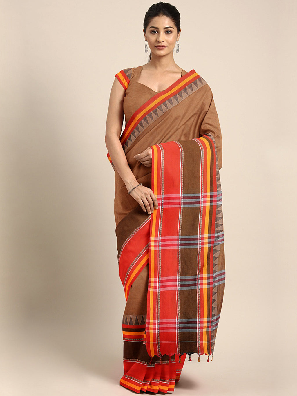 Brown Jamdani Woven Design Saree With Blouse Piece SHBESA0071 SHBESA0071-Saree-Kalakari India-SHBESA0071-Geographical Indication, Hand Crafted, Handloom, Heritage Prints, Jamdani, Natural Dyes, Pure Cotton, Sarees, Sustainable Fabrics, West Bengal, Woven-[Linen,Ethnic,wear,Fashionista,Handloom,Handicraft,Indigo,blockprint,block,print,Cotton,Chanderi,Blue, latest,classy,party,bollywood,trendy,summer,style,traditional,formal,elegant,unique,style,hand,block,print, dabu,booti,gift,present,glamorous,