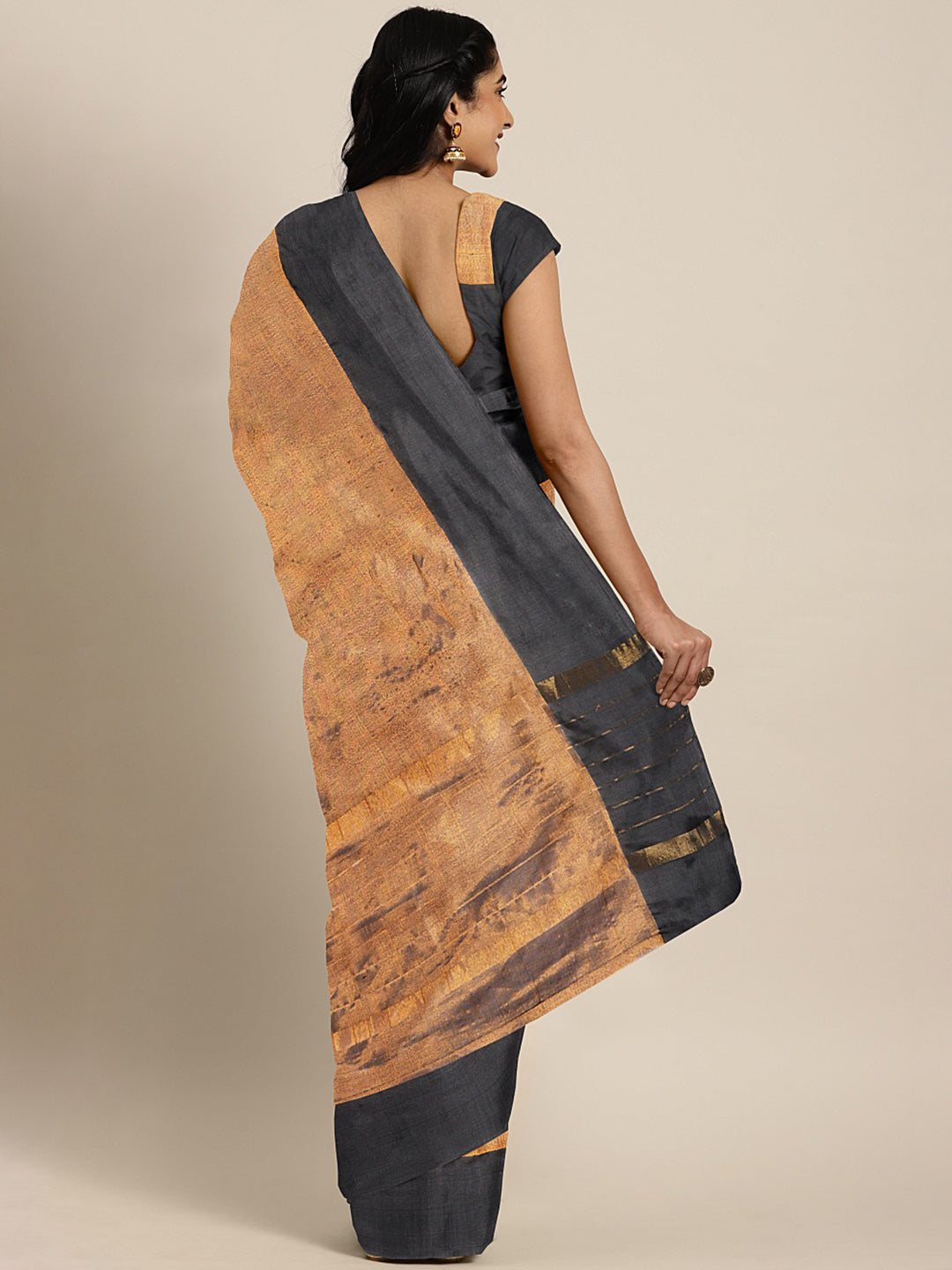 Kalakari India Upppada Silk Woven Saree With Blouse SKHSSA0005-Saree-Kalakari India-SKHSSA0005-Bollywood, Geographical Indication, Hand Crafted, Heritage Prints, Natural Dyes, Sarees, South Silk, Sustainable Fabrics, Uppada Silk, Woven-[Linen,Ethnic,wear,Fashionista,Handloom,Handicraft,Indigo,blockprint,block,print,Cotton,Chanderi,Blue, latest,classy,party,bollywood,trendy,summer,style,traditional,formal,elegant,unique,style,hand,block,print, dabu,booti,gift,present,glamorous,affordable,collecti