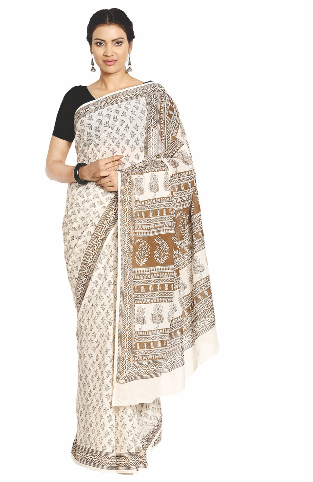 Off-White Cotton Hand Block Bagh Print Handcrafted Saree-Saree-Kalakari India-ZIBASA0039-Bagh, Cotton, Geographical Indication, Hand Blocks, Hand Crafted, Heritage Prints, Natural Dyes, Sarees, Sustainable Fabrics-[Linen,Ethnic,wear,Fashionista,Handloom,Handicraft,Indigo,blockprint,block,print,Cotton,Chanderi,Blue, latest,classy,party,bollywood,trendy,summer,style,traditional,formal,elegant,unique,style,hand,block,print, dabu,booti,gift,present,glamorous,affordable,collectible,Sari,Saree,printed