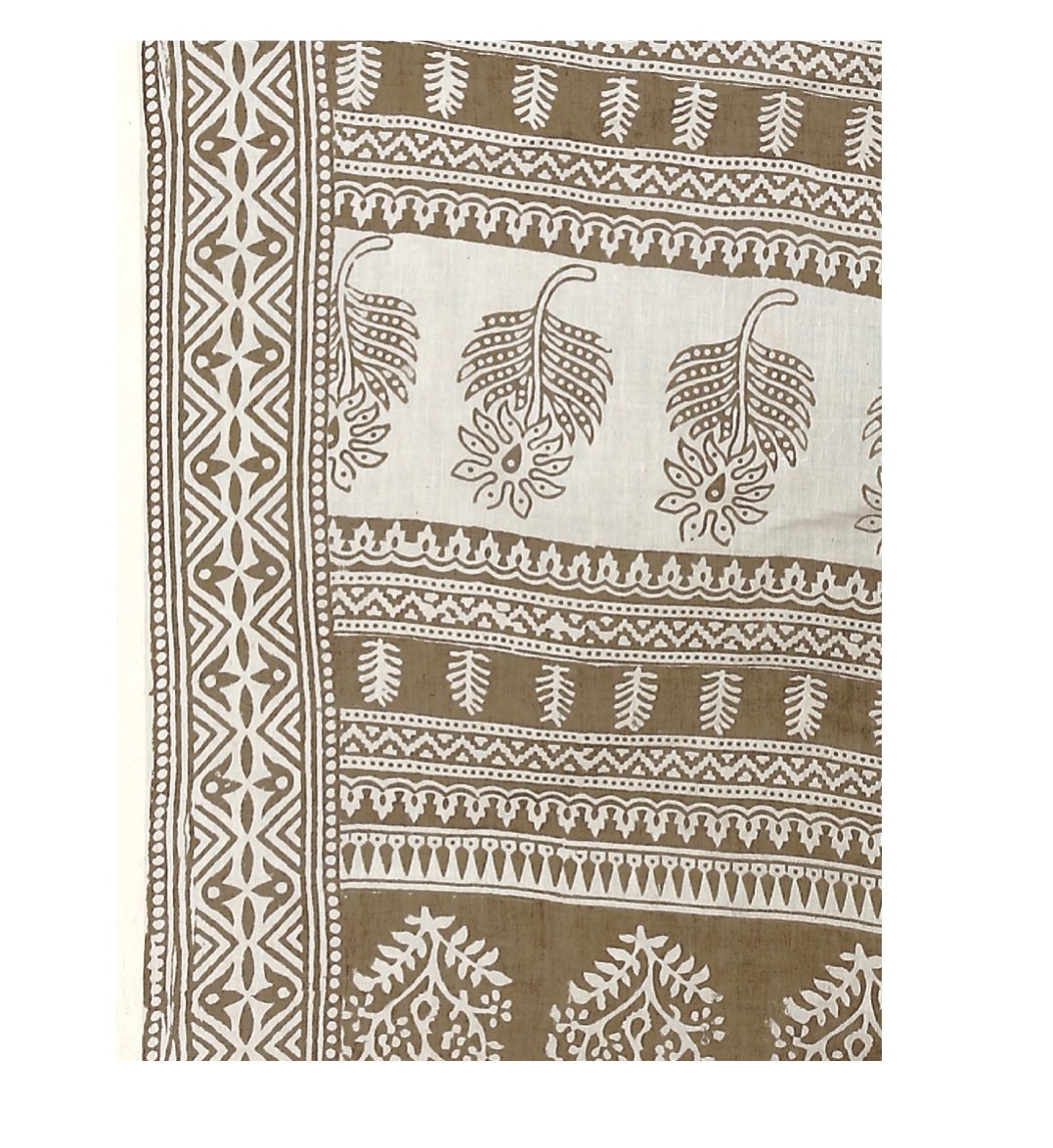 Off-White Cotton Hand Block Bagh Print Handcrafted Saree-Saree-Kalakari India-ZIBASA0039-Bagh, Cotton, Geographical Indication, Hand Blocks, Hand Crafted, Heritage Prints, Natural Dyes, Sarees, Sustainable Fabrics-[Linen,Ethnic,wear,Fashionista,Handloom,Handicraft,Indigo,blockprint,block,print,Cotton,Chanderi,Blue, latest,classy,party,bollywood,trendy,summer,style,traditional,formal,elegant,unique,style,hand,block,print, dabu,booti,gift,present,glamorous,affordable,collectible,Sari,Saree,printed