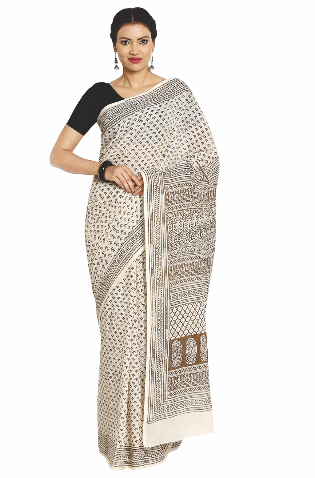 Off-White Cotton Hand Block Bagh Print Handcrafted Saree-Saree-Kalakari India-ZIBASA0040-Bagh, Cotton, Geographical Indication, Hand Blocks, Hand Crafted, Heritage Prints, Natural Dyes, Sarees, Sustainable Fabrics-[Linen,Ethnic,wear,Fashionista,Handloom,Handicraft,Indigo,blockprint,block,print,Cotton,Chanderi,Blue, latest,classy,party,bollywood,trendy,summer,style,traditional,formal,elegant,unique,style,hand,block,print, dabu,booti,gift,present,glamorous,affordable,collectible,Sari,Saree,printed