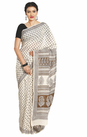 Off-White Cotton Hand Block Bagh Print Handcrafted Saree-Saree-Kalakari India-ZIBASA0041-Bagh, Cotton, Geographical Indication, Hand Blocks, Hand Crafted, Heritage Prints, Natural Dyes, Sarees, Sustainable Fabrics-[Linen,Ethnic,wear,Fashionista,Handloom,Handicraft,Indigo,blockprint,block,print,Cotton,Chanderi,Blue, latest,classy,party,bollywood,trendy,summer,style,traditional,formal,elegant,unique,style,hand,block,print, dabu,booti,gift,present,glamorous,affordable,collectible,Sari,Saree,printed