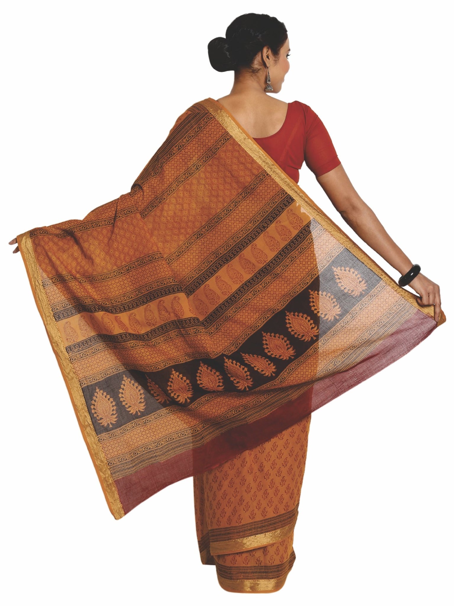 Rust Orange Cotton Hand Block Bagh Print Handcrafted Saree-Saree-Kalakari India-ZIBASA0064-Bagh, Cotton, Geographical Indication, Hand Blocks, Hand Crafted, Heritage Prints, Natural Dyes, Sarees, Sustainable Fabrics-[Linen,Ethnic,wear,Fashionista,Handloom,Handicraft,Indigo,blockprint,block,print,Cotton,Chanderi,Blue, latest,classy,party,bollywood,trendy,summer,style,traditional,formal,elegant,unique,style,hand,block,print, dabu,booti,gift,present,glamorous,affordable,collectible,Sari,Saree,print
