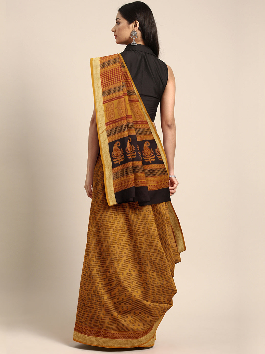 Mustard and Black, Kalakari India Mustard Yellow & Black Handblock Print Maheshwari Saree ZIBASA0095-Saree-Kalakari India-ZIBASA0095-Bagh, Geographical Indication, Hand Block, Hand Crafted, Heritage Prints, Maheshwari, Natural Dyes, Red, Sarees, Silk Blend, Sustainable Fabrics, Woven, Yellow-[Linen,Ethnic,wear,Fashionista,Handloom,Handicraft,Indigo,blockprint,block,print,Cotton,Chanderi,Blue, latest,classy,party,bollywood,trendy,summer,style,traditional,formal,elegant,unique,style,hand,block,pri