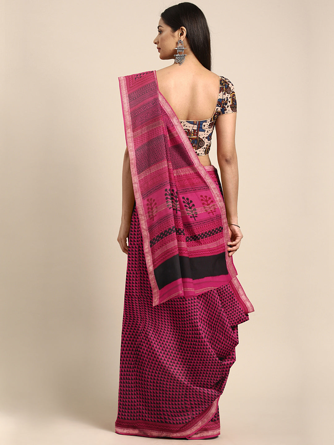 Pink and Black, Kalakari India Pink & Black Silk Blend Printed Maheshwari Saree ZIBASA0111-Saree-Kalakari India-ZIBASA0111-Bagh, Geographical Indication, Hand Block, Hand Crafted, Heritage Prints, Maheshwari, Natural Dyes, Red, Sarees, Silk Blend, Sustainable Fabrics, Woven, Yellow-[Linen,Ethnic,wear,Fashionista,Handloom,Handicraft,Indigo,blockprint,block,print,Cotton,Chanderi,Blue, latest,classy,party,bollywood,trendy,summer,style,traditional,formal,elegant,unique,style,hand,block,print, dabu,b