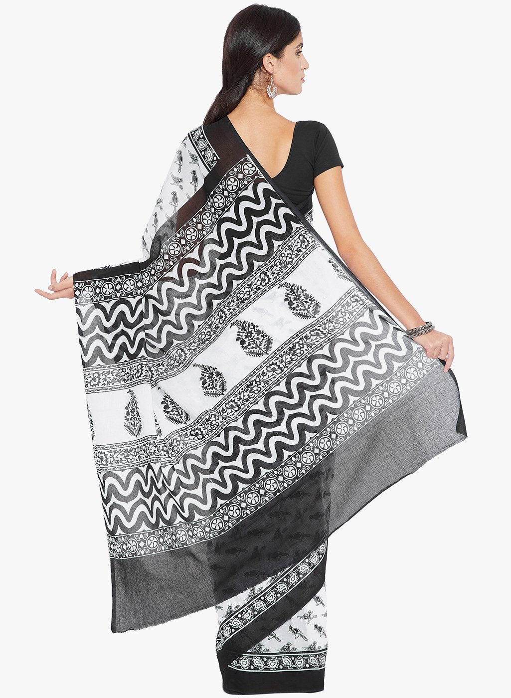 Black & White Screen Print Handcrafted Cotton Saree - Kalakari India